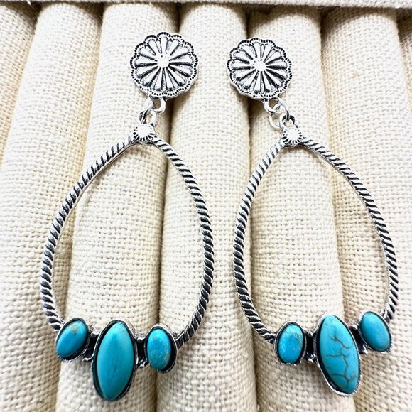 Western Style Silver Tone Chandelier Pierced Earrings Blue Faux Turquoise 2.5" - Picture 5 of 5